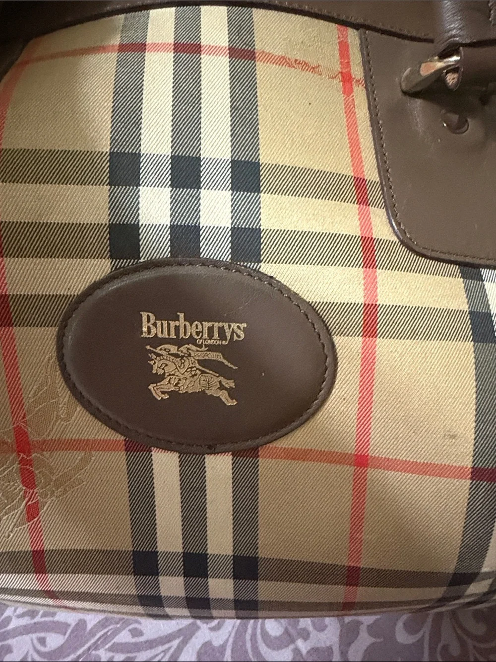Vintage Burberry canvas Boston 45 travel bag.